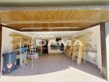 Elegante Villetta Angolare ai Romiti 18