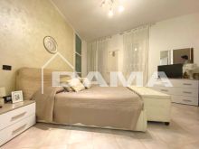 Spazioso Quadrilocale Ristrutturato con Garage in Vendita 05