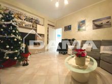 Spazioso Quadrilocale Ristrutturato con Garage in Vendita 04