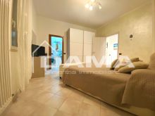 Spazioso Quadrilocale Ristrutturato con Garage in Vendita 06