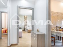 Appartamento ristrutturato e subito abitabile di ampie dimensioni in zona comoda e ben servita 04