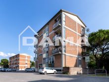Appartamento ristrutturato e subito abitabile di ampie dimensioni in zona comoda e ben servita 02