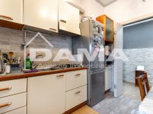 Appartamento ristrutturato e subito abitabile di ampie dimensioni in zona comoda e ben servita 08