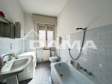 Medaglie d'oro - Grande appartamento con 3 camere e 2 bagni21