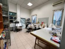 Laboratorio Artigianale con Magazzino e Area Uffici 01