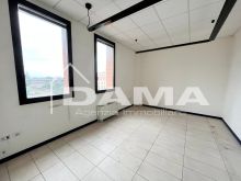 PRESTIGIOSO UFFICIO IN LOCAZIONE – ZONA PORTICI, FORLÌ 22