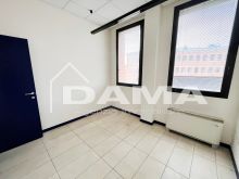PRESTIGIOSO UFFICIO IN LOCAZIONE – ZONA PORTICI, FORLÌ 50