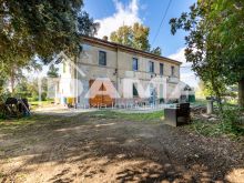 Casa Indipendente con Ampio Parco Privato _ esterno 10