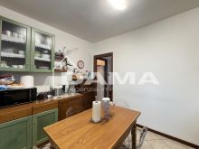 Elegante Attico con Terrazzo e Garage in Zona Piscina a Forlì_cucina2