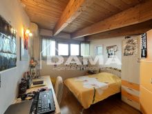 Elegante Attico con Terrazzo e Garage in Zona Piscina a Forlì_letto 41
