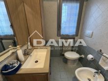 Elegante Attico con Terrazzo e Garage in Zona Piscina a Forlì_bagno p12