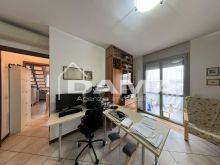 Elegante Attico con Terrazzo e Garage in Zona Piscina a Forlì_letto p35
