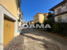 Medaglie d'oro-Garage al piano terra con comodo accesso2
