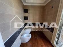 PORZIONE DI BIFAMILIARE CON FINITURE DI PREGIO_bagno p11