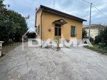 Casa indipendente con giaridno_esterno7