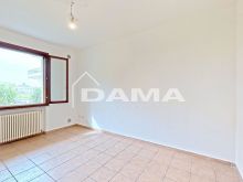 Ampio appartamento con 2 matrimoniali, garage e posto auto (12)