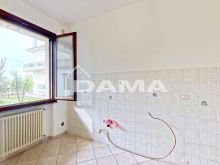 Ampio appartamento con 2 matrimoniali, garage e posto auto (8)