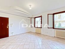 Ampio appartamento con 2 matrimoniali, garage e posto auto (9)