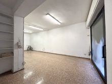 CENTRO STORICO-Locale commerciale con ampia vetrina4