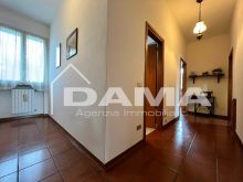 Casale con Due Unità e Vista Panoramica sulle Colline19