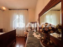 Casale con Due Unità e Vista Panoramica sulle Colline24