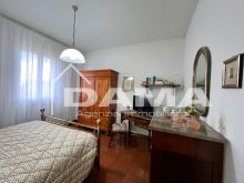 Casale con Due Unità e Vista Panoramica sulle Colline33