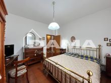 Casale con Due Unità e Vista Panoramica sulle Colline35