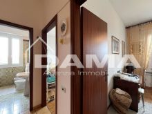 Luminoso appartamento con terrazzo e garage in zona Cerchia_letto sing1