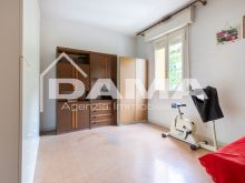 CAVA-Appartamento con 2 camere e cantina in zona servita010123