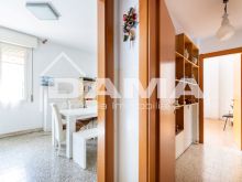 CAVA-Appartamento con 2 camere e cantina in zona servita010103