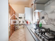 APPARTAMENTO CON 2 CAMERE DA LETTO IN ZONA CENTRALE_cucina2