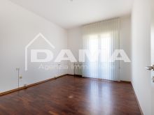 Appartamento TreCamere Ristrutturato e Luminoso in Zona Tranquilla 26