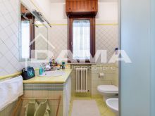 Esclusivo Attico su Due Livelli in Zona di Prestigio a Forlì 19