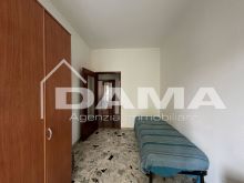 Ampio appartamento in contesto signorile con terrazzo e garage doppio_letto 13