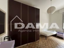 Ampio appartamento in contesto signorile con terrazzo e garage doppio_letto 33