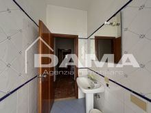Ampio appartamento in contesto signorile con terrazzo e garage doppio_bagno 12