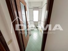 Ampio appartamento in contesto signorile con terrazzo e garage doppio_bagno 22
