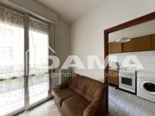 Ampio appartamento in contesto signorile con terrazzo e garage doppio_cucina2