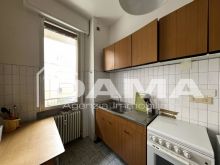 Ampio appartamento in contesto signorile con terrazzo e garage doppio_cucina4