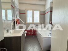 Moderno appartamento su due livelli in centro storico_bagno p terra2