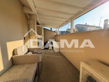 Moderno appartamento su due livelli in centro storico_terrazzo camera1