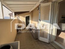 Moderno appartamento su due livelli in centro storico_terrazzo camera2