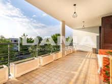 Grazioso appartamento con ampio terrazzo abitabile 19