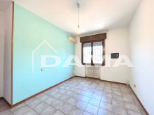 ROMITI-Appartamento con 2 bagni e garage, in buone condizioni e subito disponibile010123