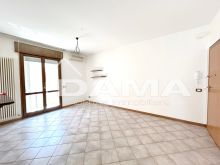 ROMITI-Appartamento con 2 bagni e garage, in buone condizioni e subito disponibile010108