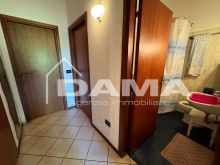 Quadrilocale con garage_disimpegno