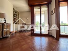 Appartamento Tre Camere con Due Bagni in Contesto Signorile e Zona Ricercata0115