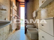 Appartamento Tre Camere con Due Bagni in Contesto Signorile e Zona Ricercata0126