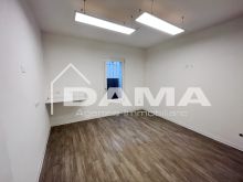 LOCALE USO UFFICIO - AMBULATORIO - STUDIO MEDICO – INGRESSO INDIPENDENTE 01