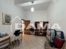 Elegante casa bifamiliare cielo terra nel cuore del centro storico – zona Musei San Domenico_sogg pt2